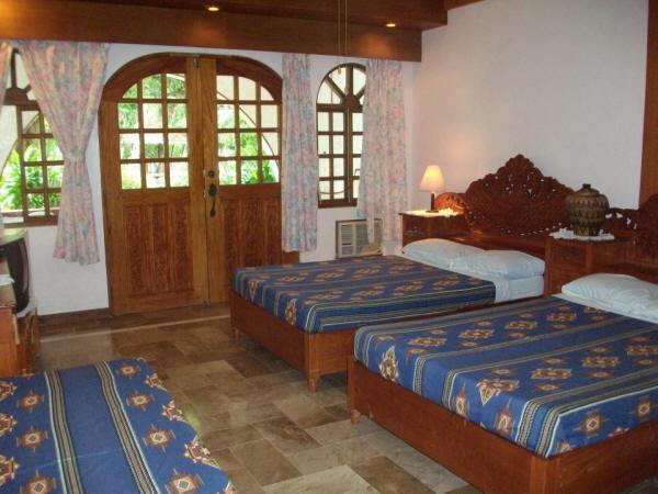 Blue Crystal Beach Resort Пуерто-Галера Екстер'єр фото