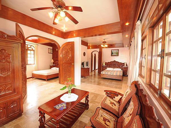 Blue Crystal Beach Resort Пуерто-Галера Екстер'єр фото